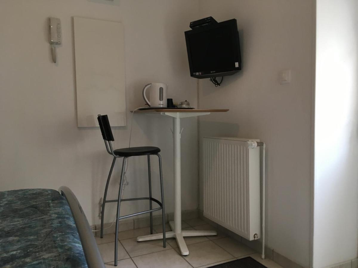 Chambre Du Verger Francheville  エクステリア 写真